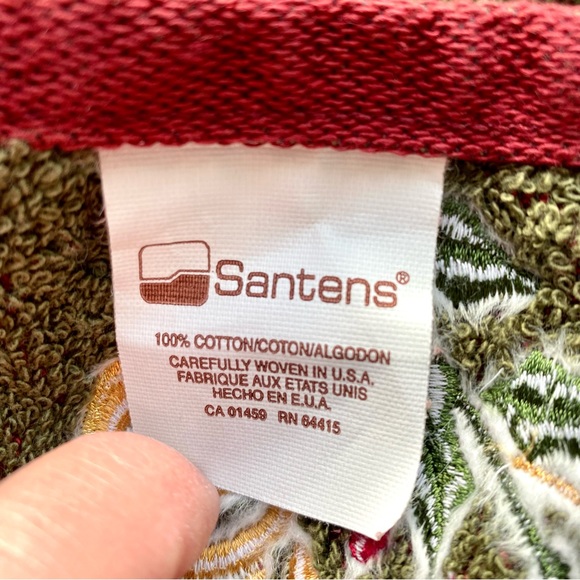 Holiday Towel Set - 3 Piece Decorative Christmas Towels - Picture 4 of 4